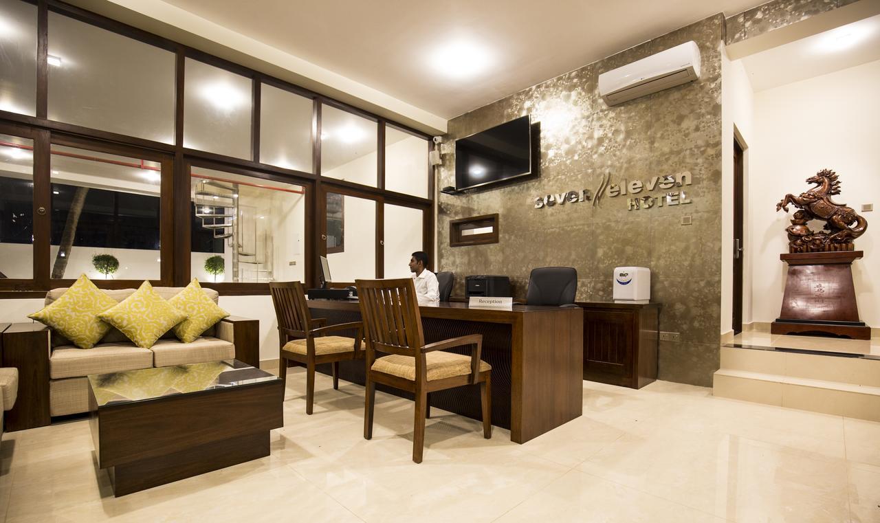 Grand 7 Hotel -Kesbewa Piliyandala Εξωτερικό φωτογραφία